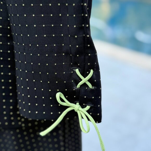 BEAUTIFUL DRESS BARN BLACK AND LIME GREEN  POLK- A-DOT SUIT-SKIRT SET - Picture 3 of 4